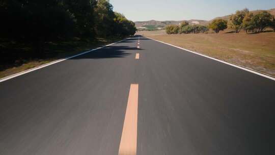 汽车高速行驶路面