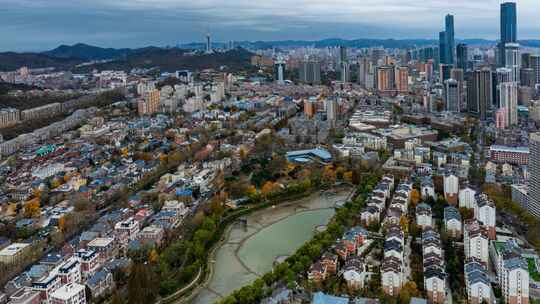 大连南山风情街城市秋景航拍