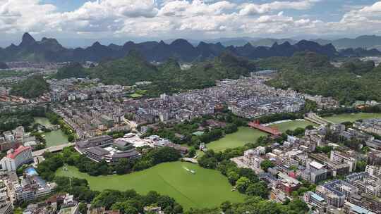 广西桂林两江四湖桂湖景区公园航拍城市风光