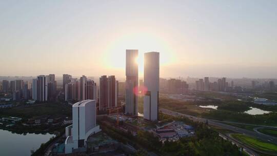 成都蔚蓝卡地亚花园城夕阳视频素材模板下载