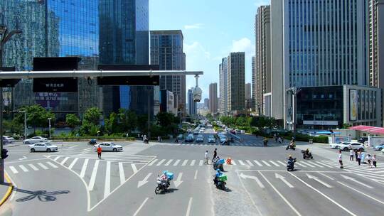 城市CBD 城市道路  十字路口 交通监控