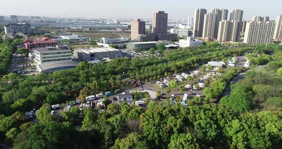 上海绿化公园城市公园绿化房车基地航拍4K