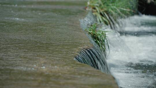 河流 清澈小溪  泉水 大自然 天然水 纯净水