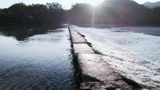 航拍丽水缙云仙都风景区鼎湖峰景点自然风光视频素材模板下载