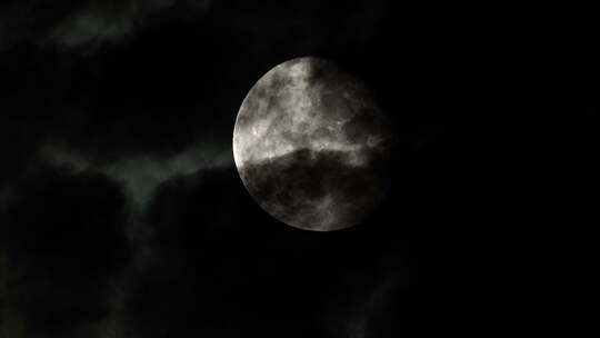 多云天夜晚月亮月球唯美阴郁