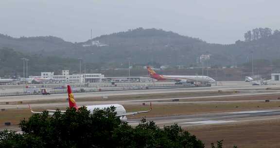 海南三亚机场飞机起降空镜