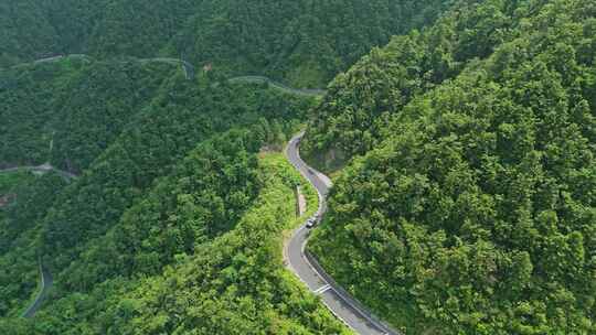 璜尖山区盘山公路