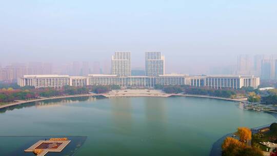 无锡尚贤河湖和市政府大楼航拍
