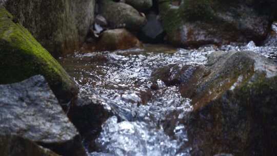 河流溪流溪水泉水河流水流河水水源山水河水