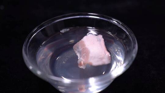 酸性液体腐蚀肉类实验