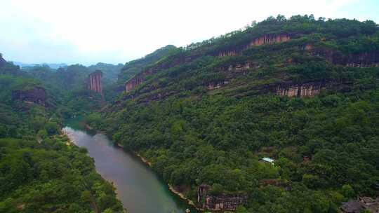 航拍武夷山玉女峰大王峰九曲溪绿水青山丹霞