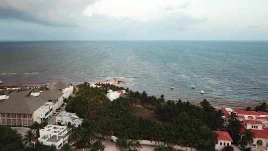 墨西哥尤卡坦半岛加勒比海岸线金塔纳罗奥海滨度假村和别墅。视频素材模板下载