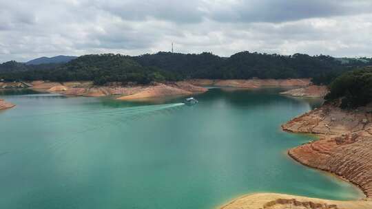 湖泊航拍风光旅行宣传视频素材模板下载