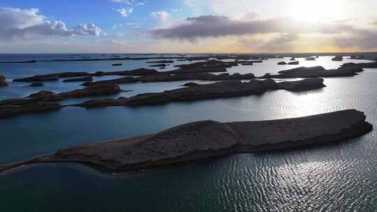 青海海西大柴旦水上雅丹航拍4k视频