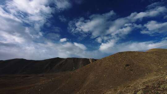 肃北草原山脉流云延时高清素材