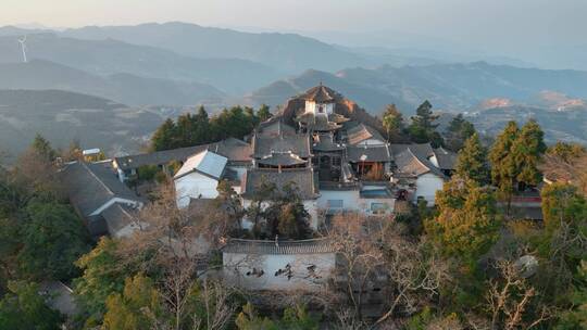 云南旅游景点祥云天峰山道教名山