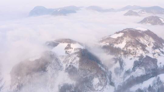 4k航拍恩施雪山雾凇峡谷风光视频素材模板下载