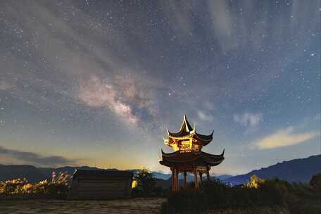 夏季银河星空延时摄影