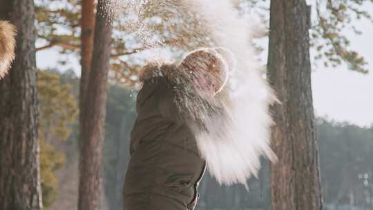 雪，打雪仗，雪球，投掷