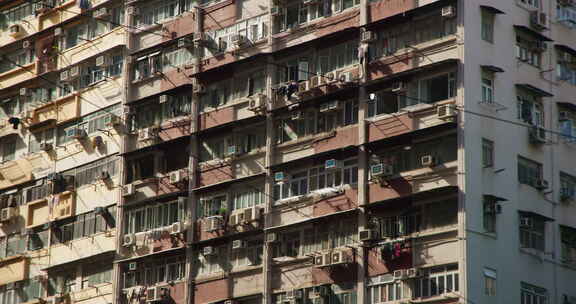 香港拥挤住宅大厦公寓窗户特写