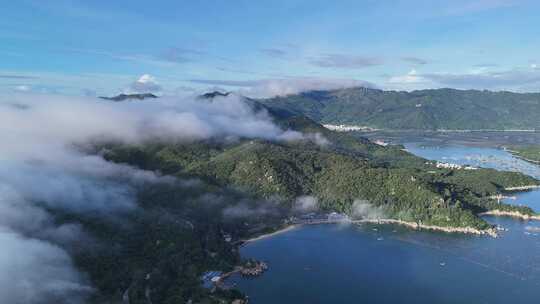 广东汕头南澳岛海上岛屿清晨云海航拍