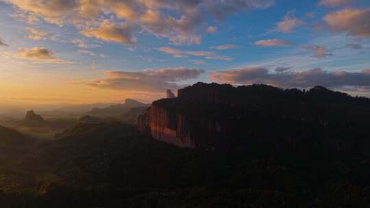 航拍韶关丹霞山晨韵