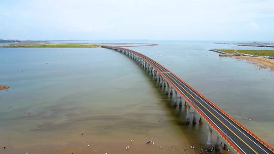 中国辽宁锦州白沙湾人工岛跨海特大桥航拍