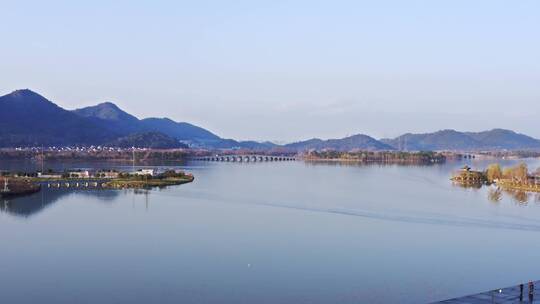 航拍夕阳下杭州萧山湘湖风景区