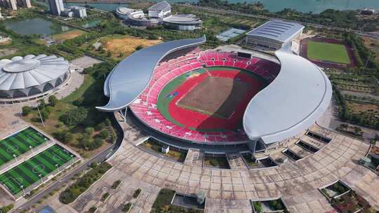 江西南昌艾溪湖奥体中心体育馆蓝天白云