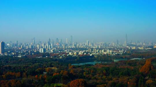 遥看秋天的南京城
