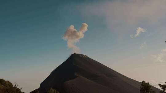 火山，危地马拉，峰，烟