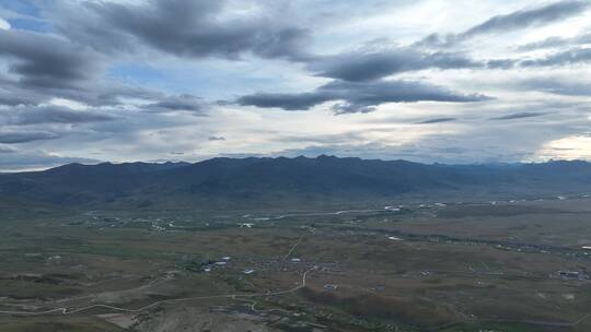 理塘草原高原壮丽山川航拍