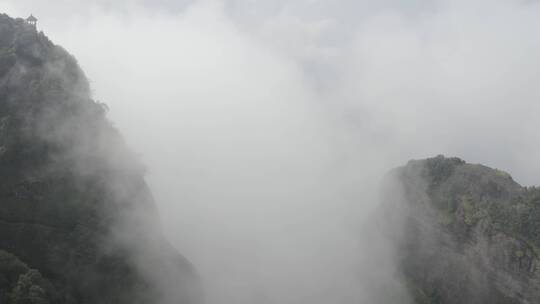 浙江衢州江郎山景区云雾环绕航拍日景