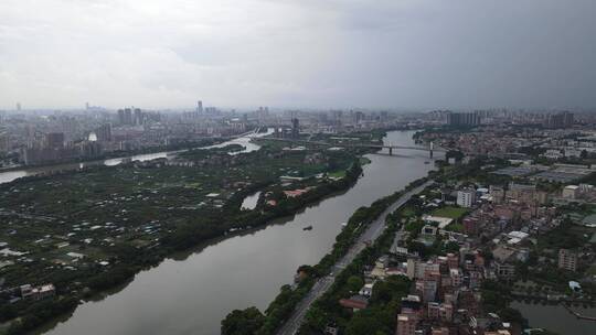 大雨将至的东江