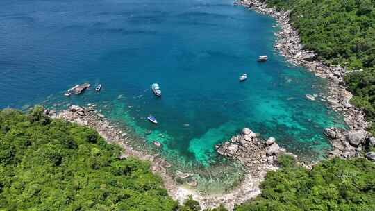 泰国龟岛热带岛屿海滨船自然风光航拍