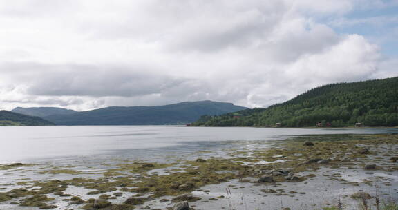 挪威的山河湖泊