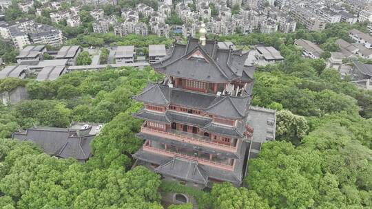 航拍中国浙江杭州西湖雨天城隍阁