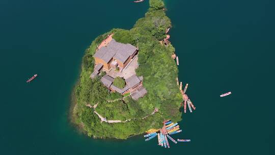 泸沽湖王妃岛俯瞰航拍4K高清素材