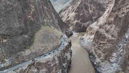 西藏八宿318国道怒江大峡谷航拍自然风光