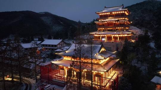 杭州径山寺雪天夜景