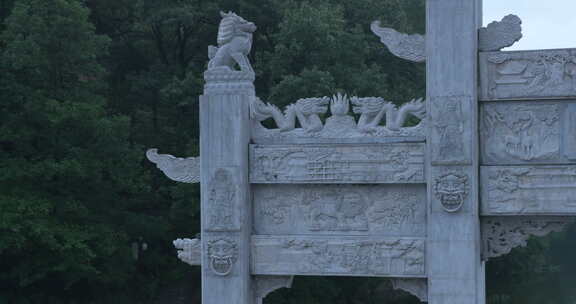 光山县大苏山静居寺门楼航拍雕刻特写