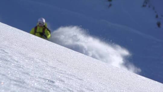 滑雪运动员极限运动高山滑雪