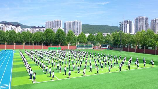 4K学生做操 课间操