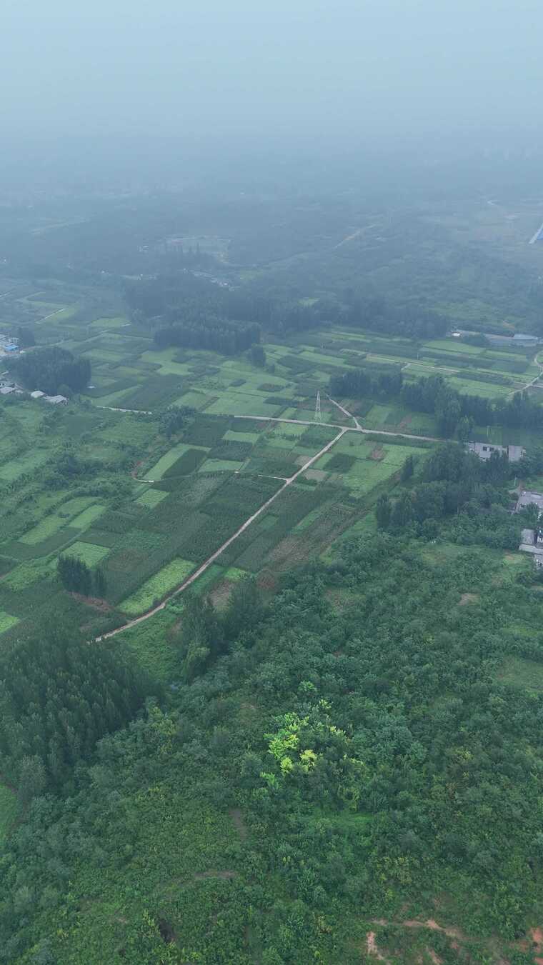 航拍乡村田野自然风光