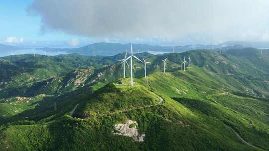 广东上川岛海岛风车山日出风力发电清洁能源