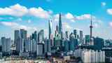 中国上海城市金融区蓝天白云延时高清在线视频素材下载