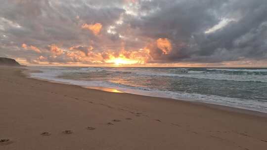 海边沙滩落日