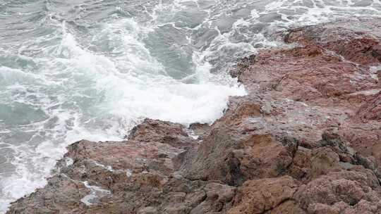 深圳海岸线-大梅沙礁石风起浪涌