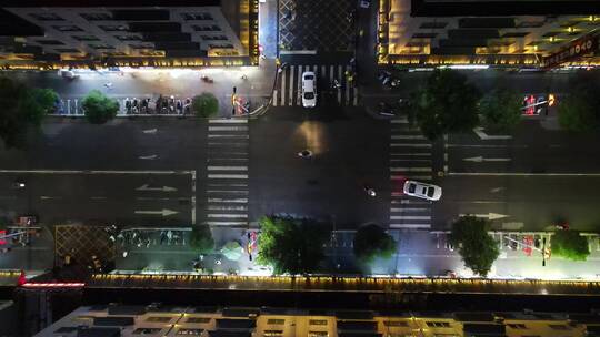 城市航拍夜景交通车辆行驶航拍