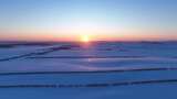 雪后垦区田野夕阳时的唯美时刻高清在线视频素材下载